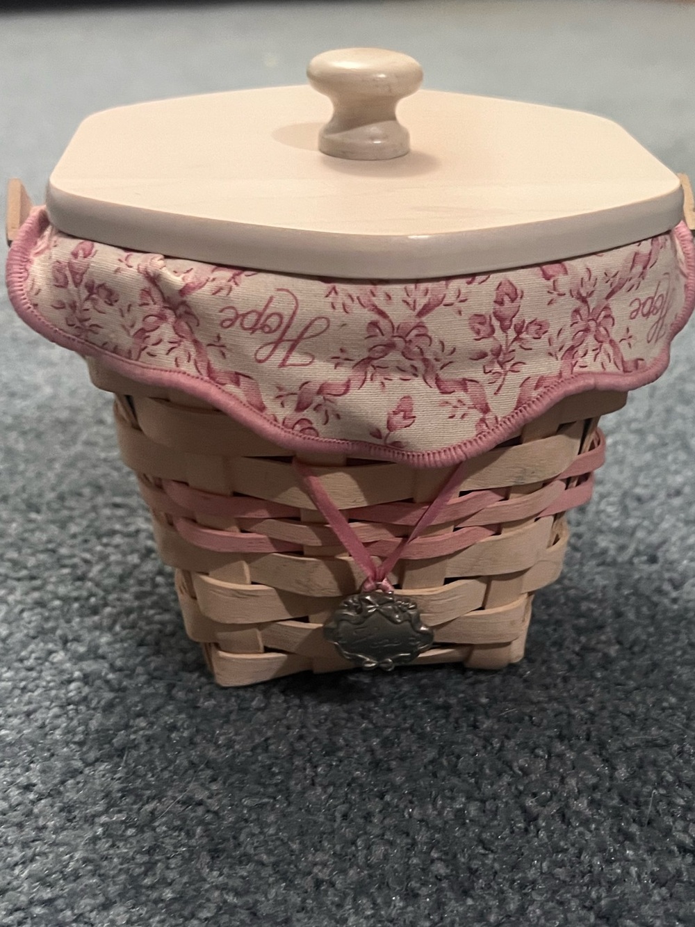 Longaberger 2001 American Cancer Society Breast Cancer Basket